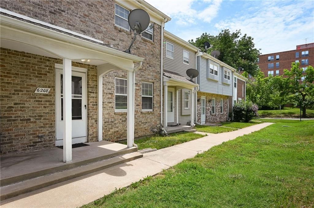 6208 E 129th Street, Grandview, MO: listing photo 2