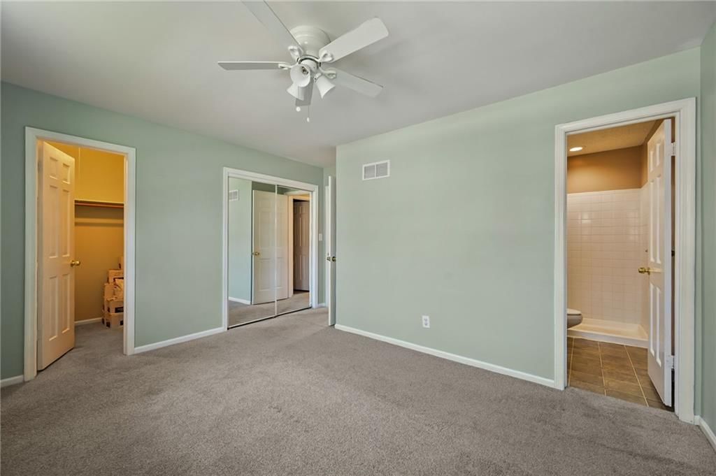 Photo 16 of 23 - 6208 E 129th Street, Grandview, MO 64030