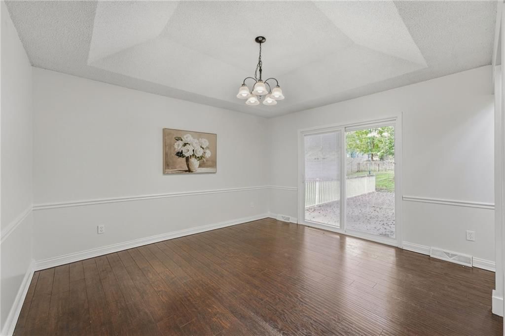 Photo 11 of 35 - 3502 NW Lake Drive, Lee's Summit, MO 64064