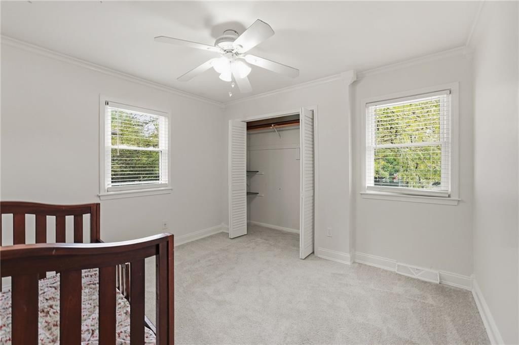 Photo 22 of 35 - 3502 NW Lake Drive, Lee's Summit, MO 64064
