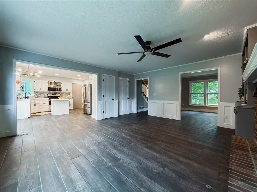 15026 W 146 Street — photo 10