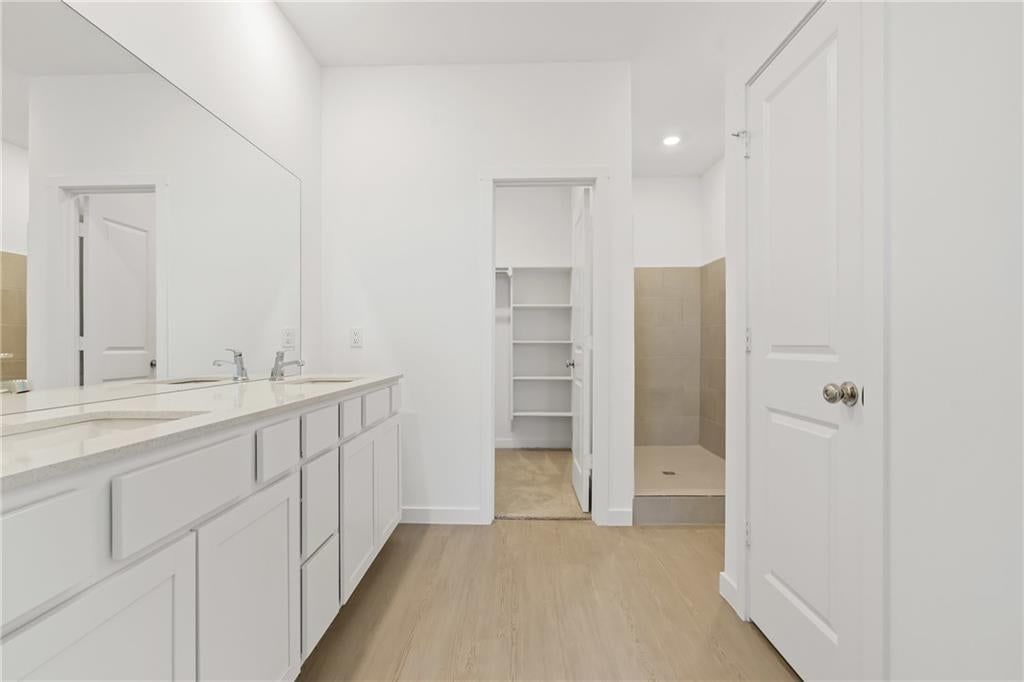 21287 Cleveland Street — photo 18
