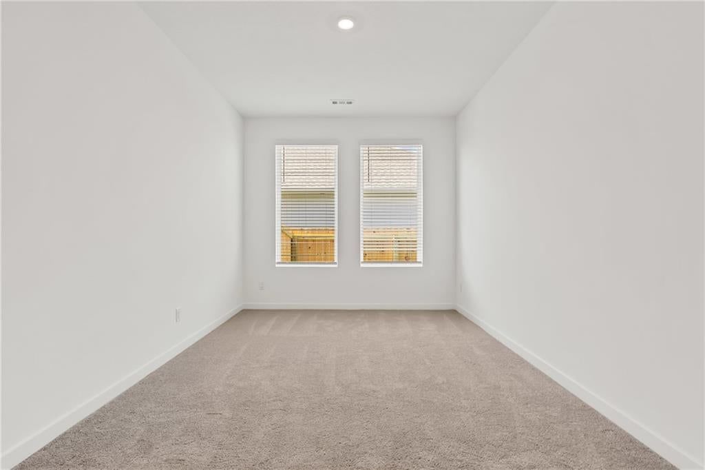 21287 Cleveland Street — photo 23