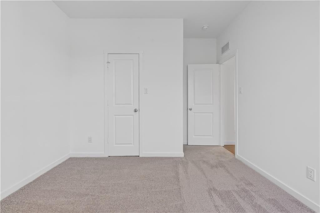 21300 Cleveland Street — photo 21