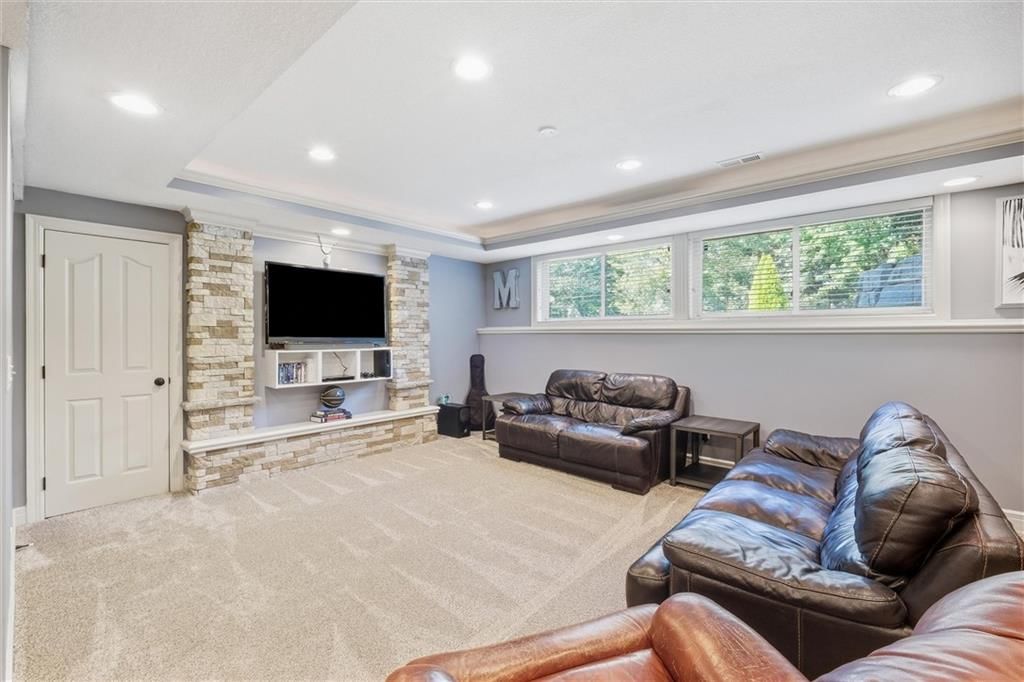 2512 NE INDIAN POINTE — photo 33