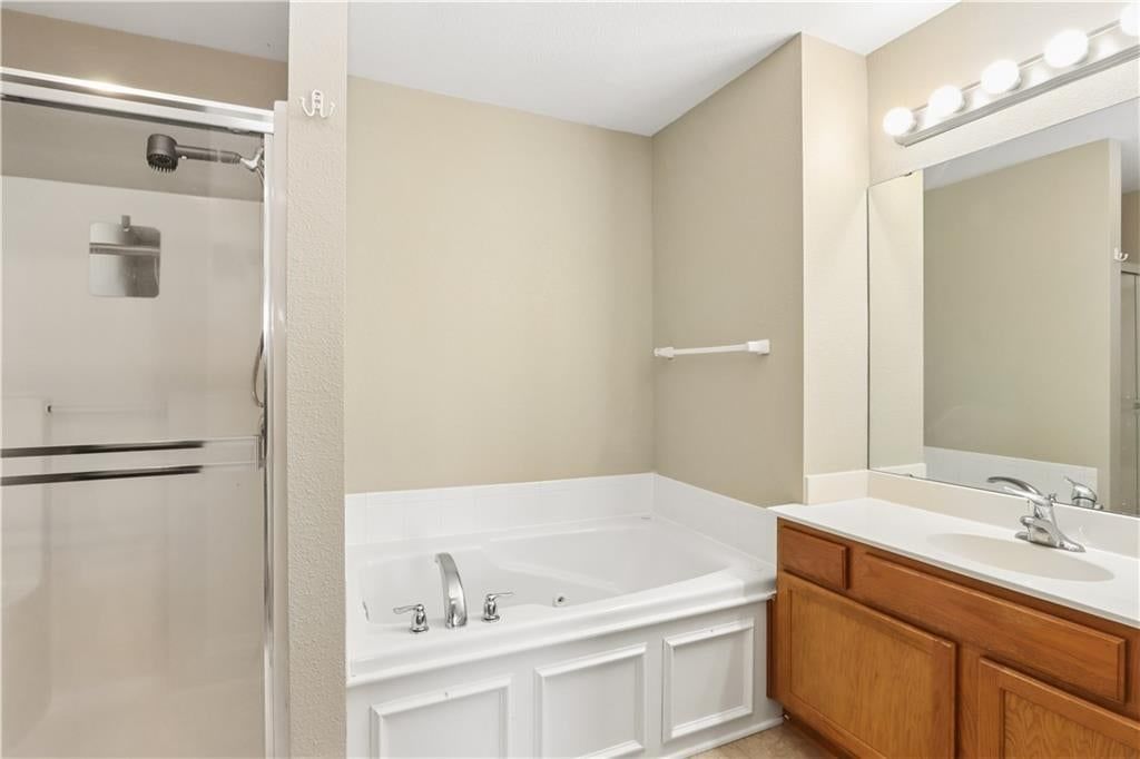8 NE 95th Court — photo 12