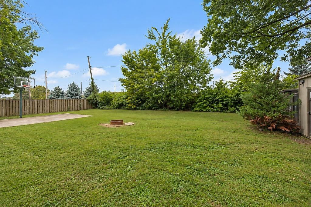 15012 Broadmoor Street — photo 26
