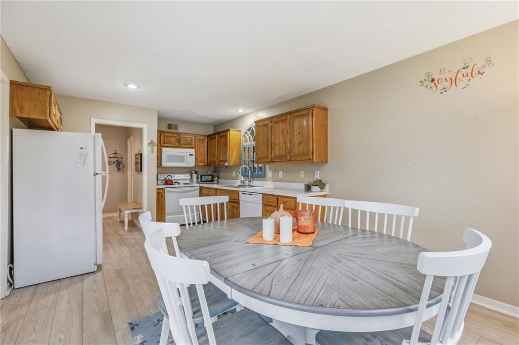 7703 W 148th Street — photo 10