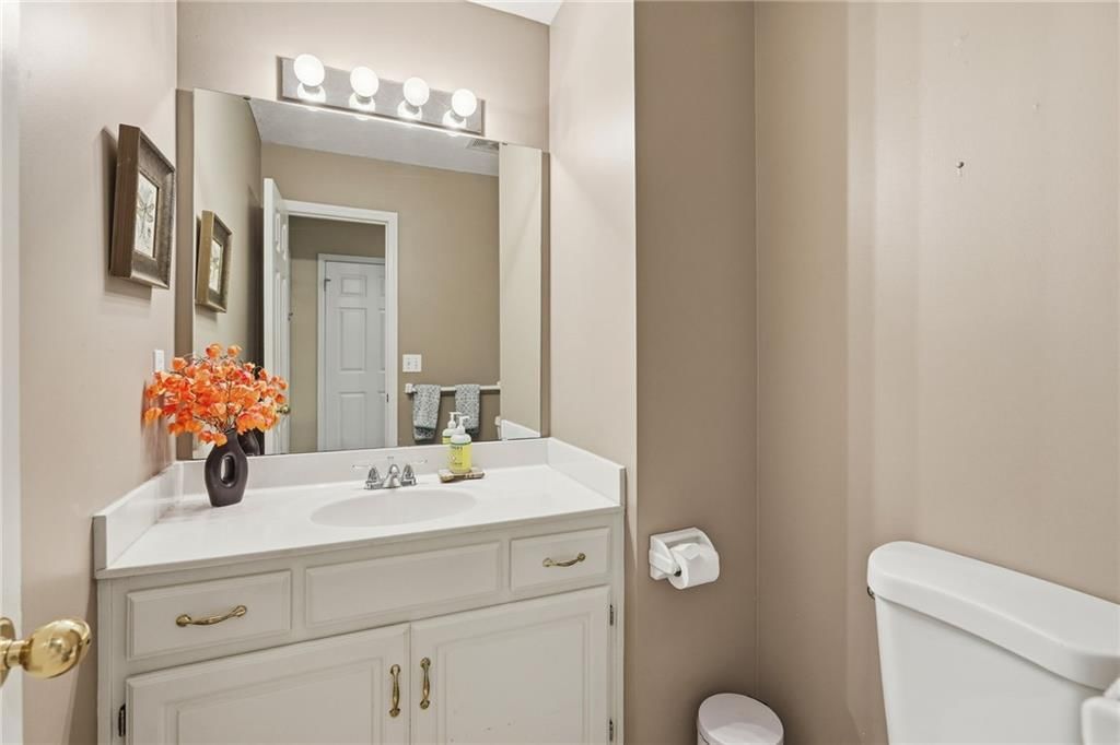 7703 W 148th Street — photo 14