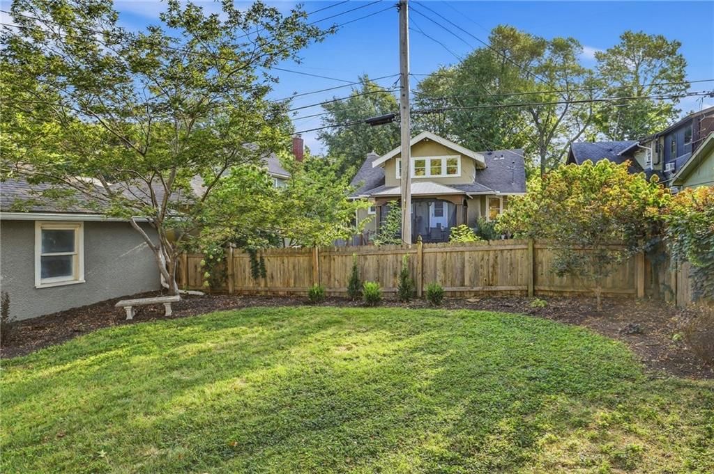 7241 Belleview Avenue — photo 37