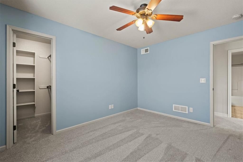 Photo 43 of 69 - 1404 SW 41st Circle, Lee's Summit, MO 64082