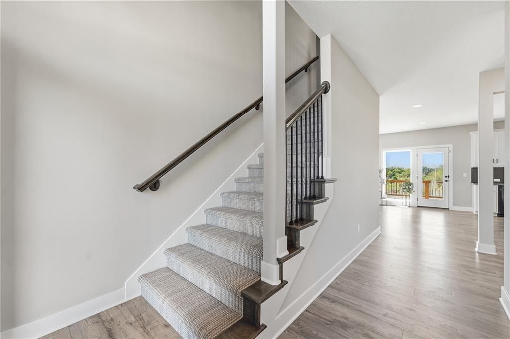 4815 NE 90th Terrace, Kansas City, MO: listing photo 3