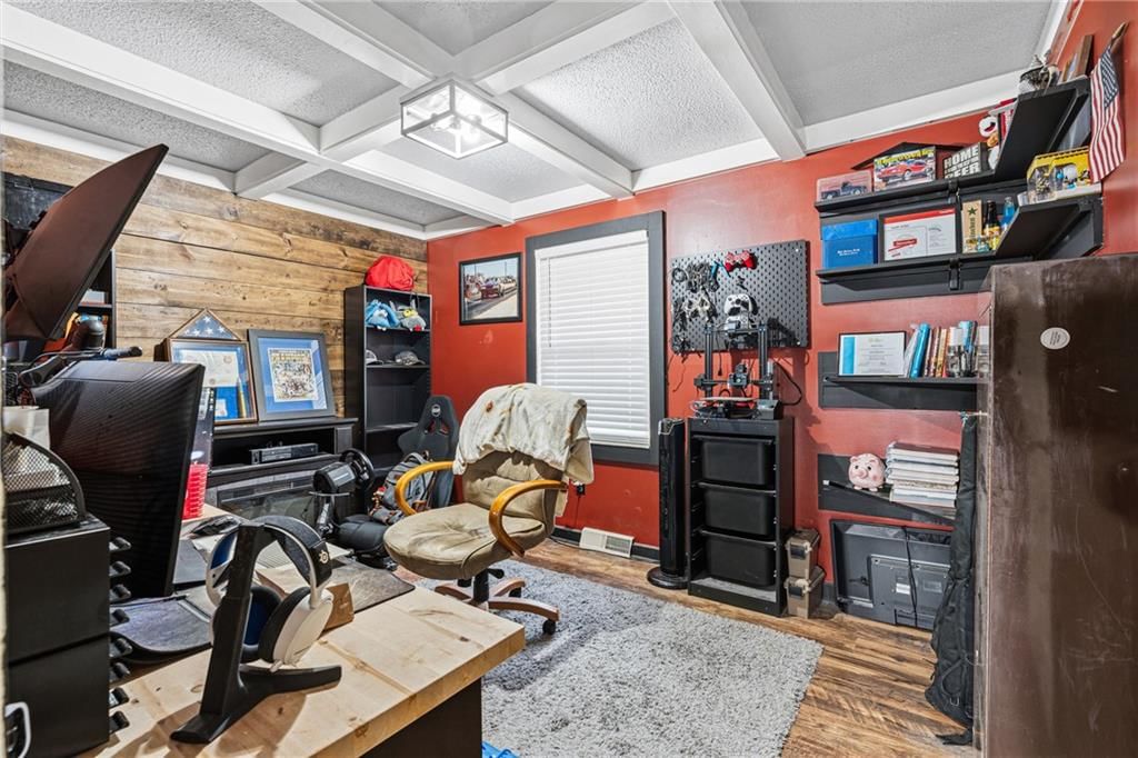 506 W Mcdowell Avenue — photo 21