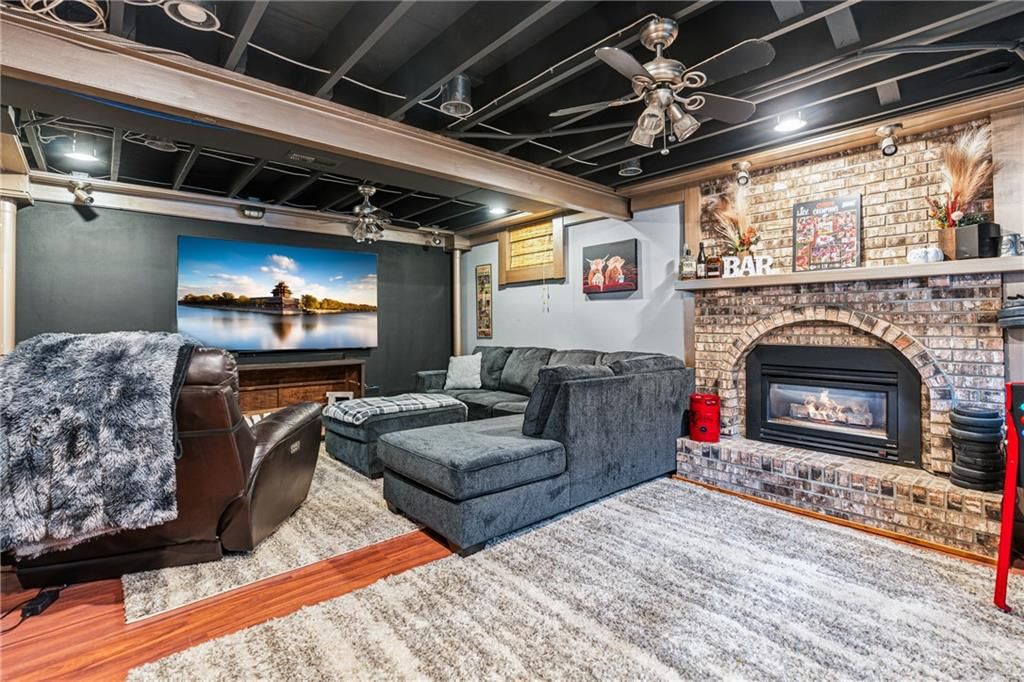 506 W Mcdowell Avenue — photo 22