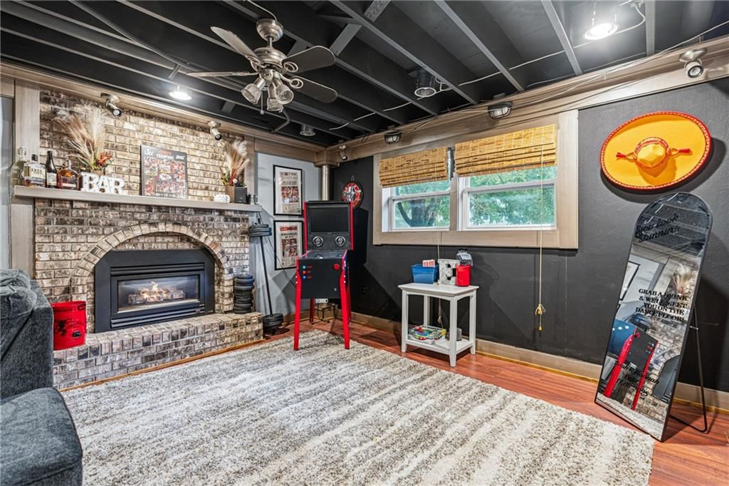 506 W Mcdowell Avenue — photo 23