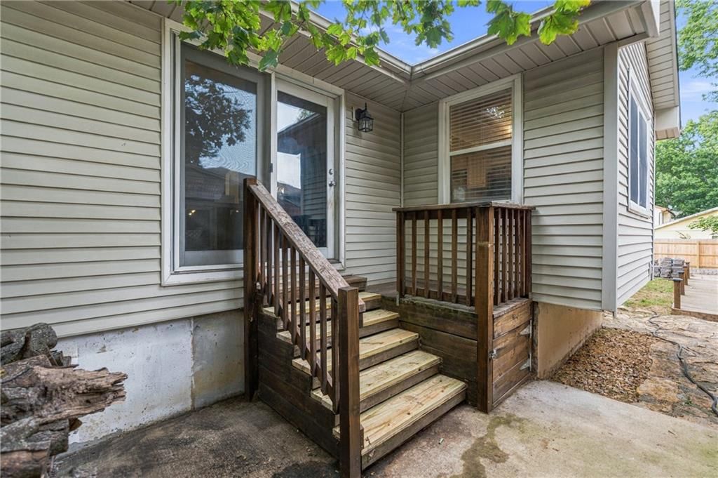 506 W Mcdowell Avenue — photo 27