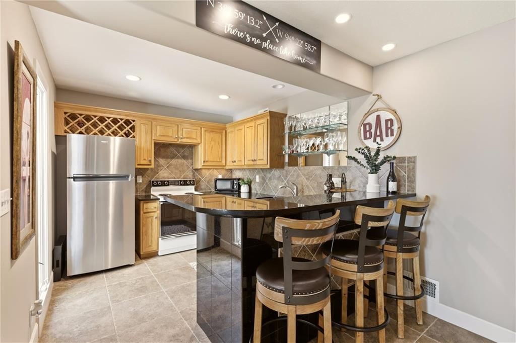 212 NW Spruce Street — photo 39