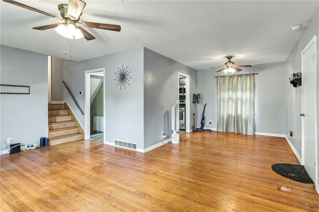 9924 Flora Avenue — photo 5