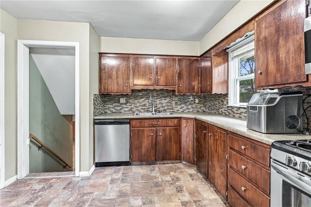 9924 Flora Avenue — photo 9