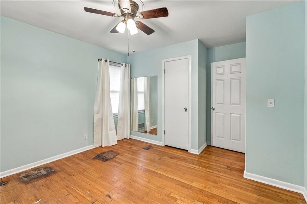 9924 Flora Avenue — photo 18