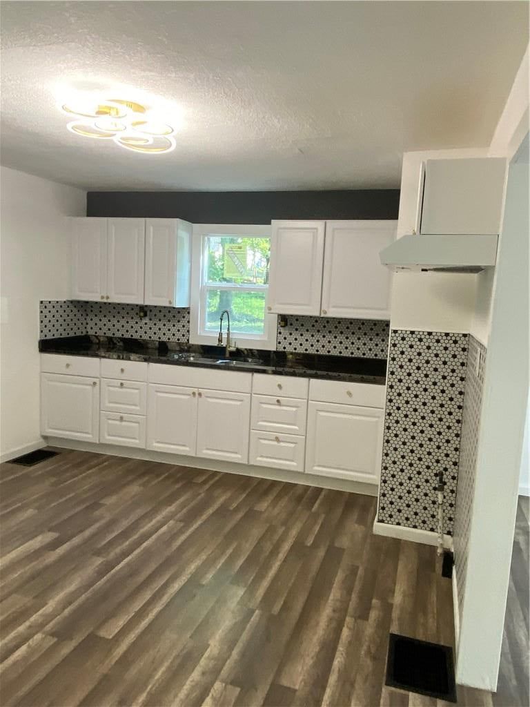 1229 S Crisp Street — photo 8