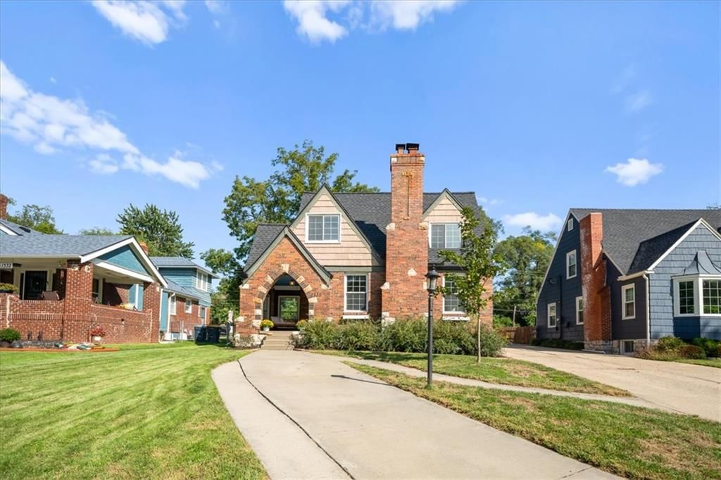 1336 E 76th Street, Kansas City, MO