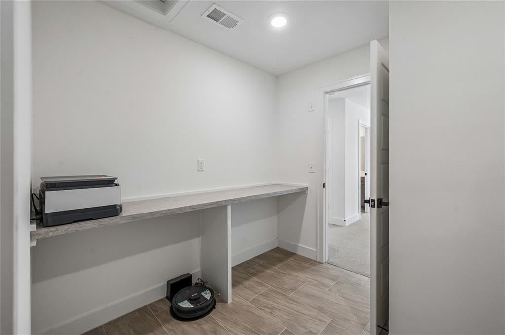 18225 Depot Street — photo 28