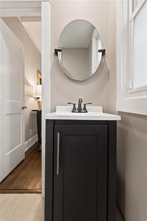1211 W 40th Street — photo 14