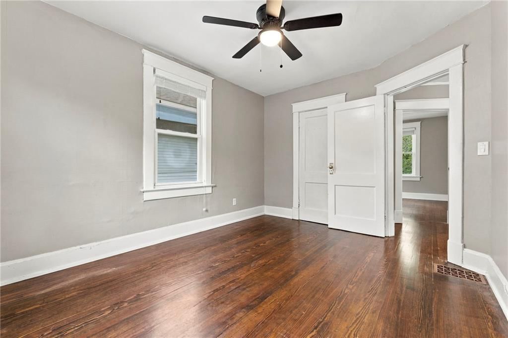 1211 W 40th Street — photo 19