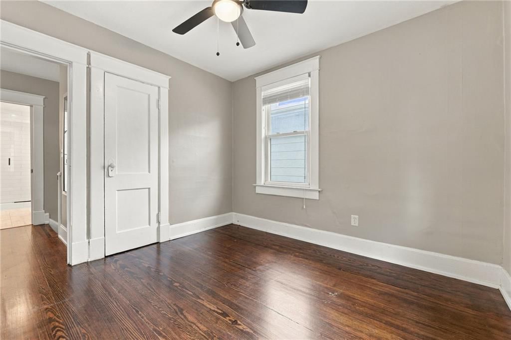 1211 W 40th Street — photo 22