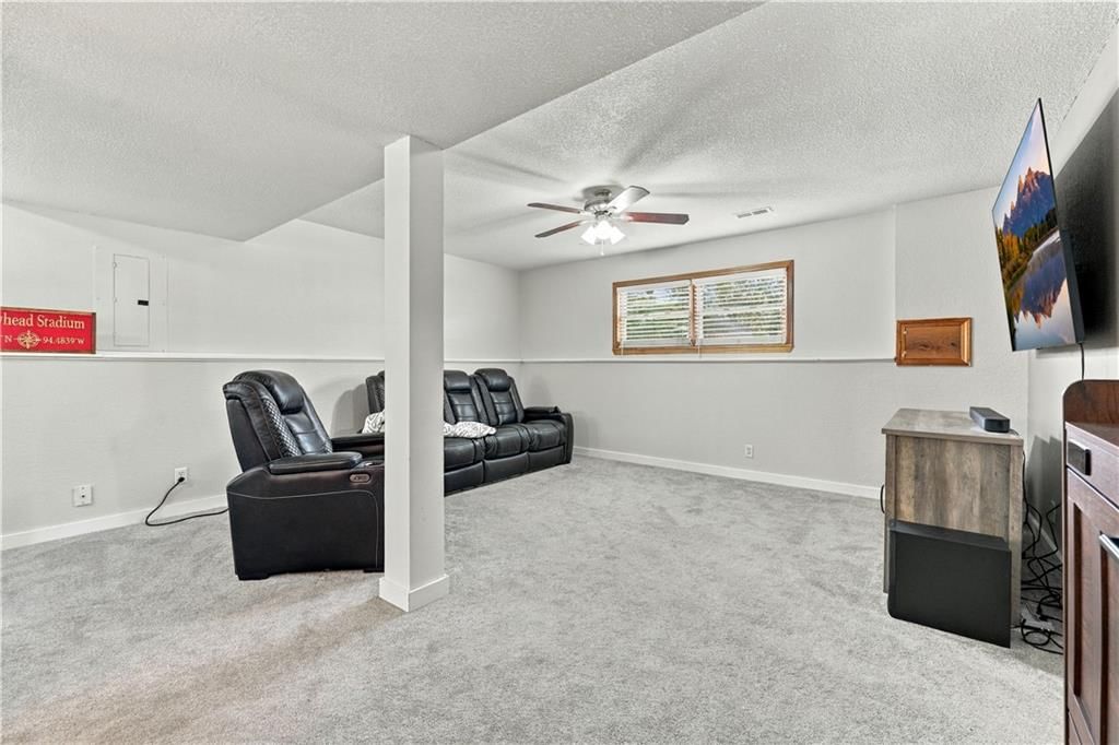 1007 Golden Avenue — photo 18