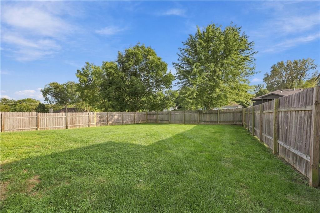 1007 Golden Avenue — photo 24