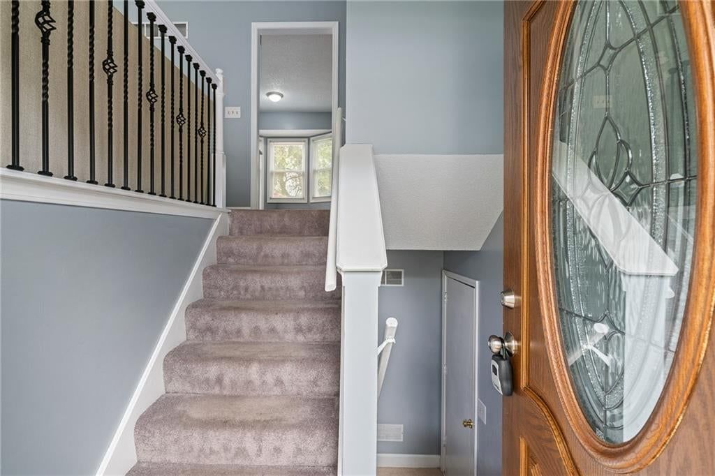 4108 N Troost Avenue — photo 6