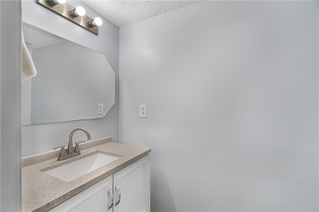 4108 N Troost Avenue — photo 30