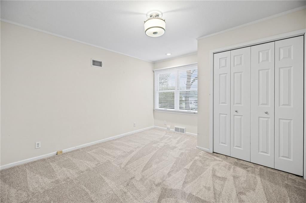 909 W 96th Terrace — photo 26