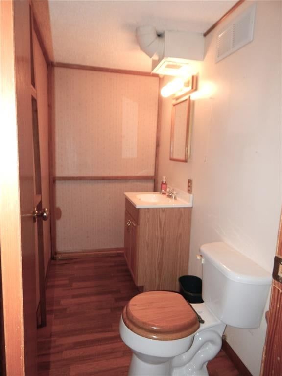 Photo 28 of 28 - 5360 N RICHMOND Avenue, Kansas City, MO 64119
