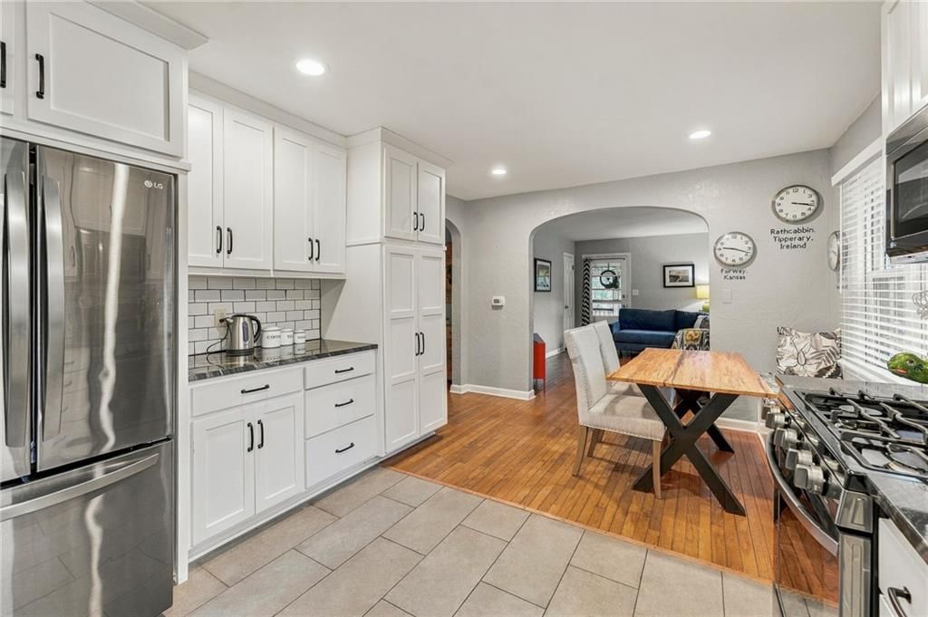 4514 W 62nd Terrace — photo 15