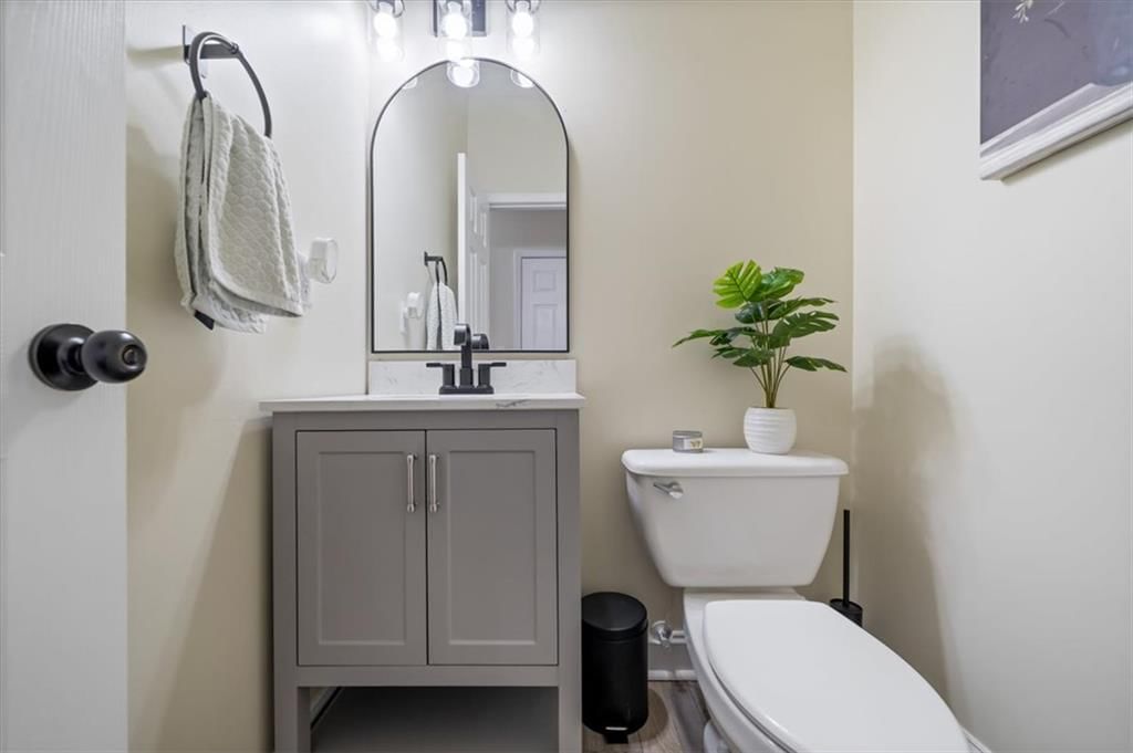 7418 N Sycamore Avenue — photo 11