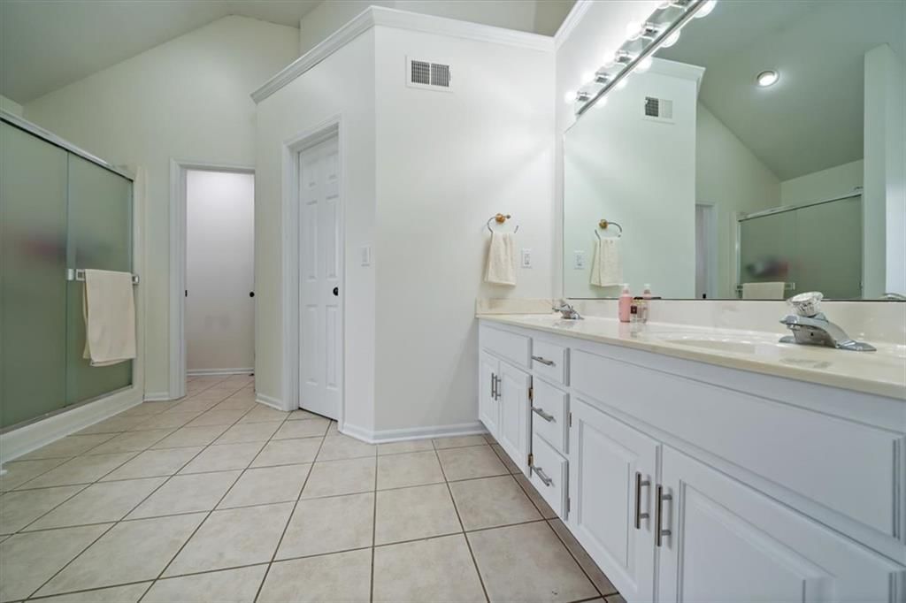 7418 N Sycamore Avenue — photo 14