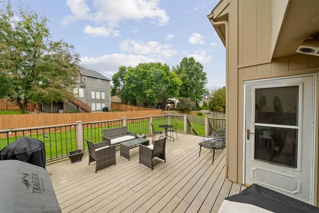 7418 N Sycamore Avenue — photo 25