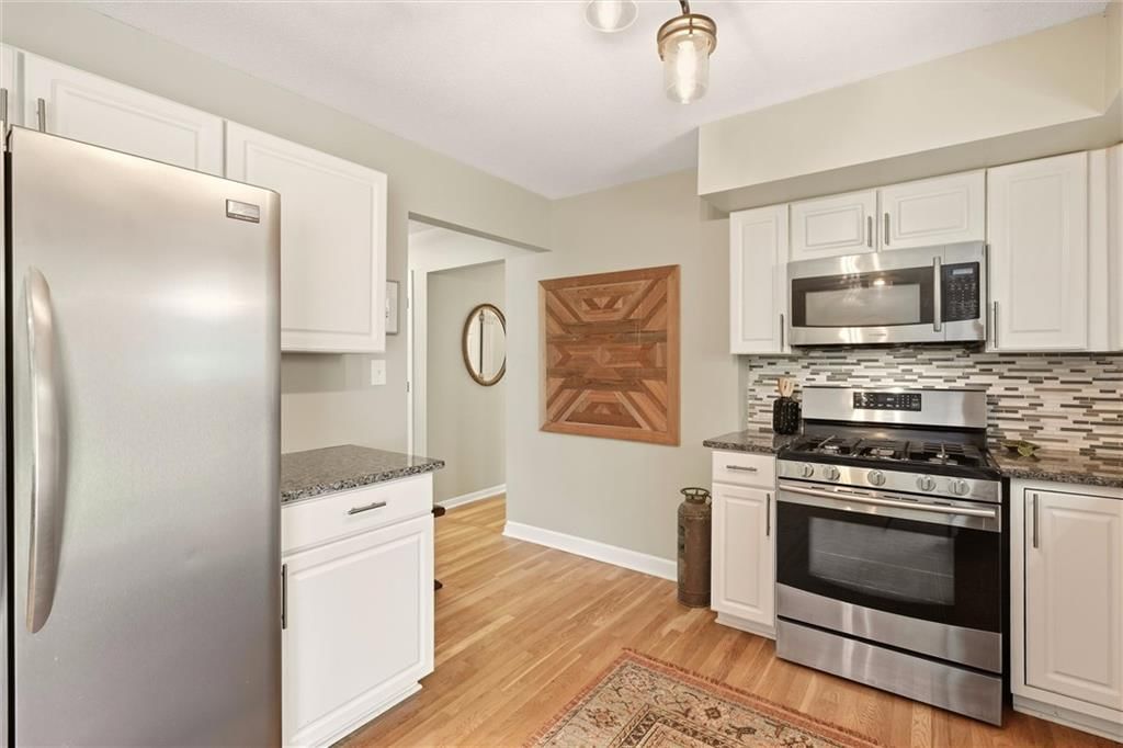 2112 N 75th Terrace — photo 15