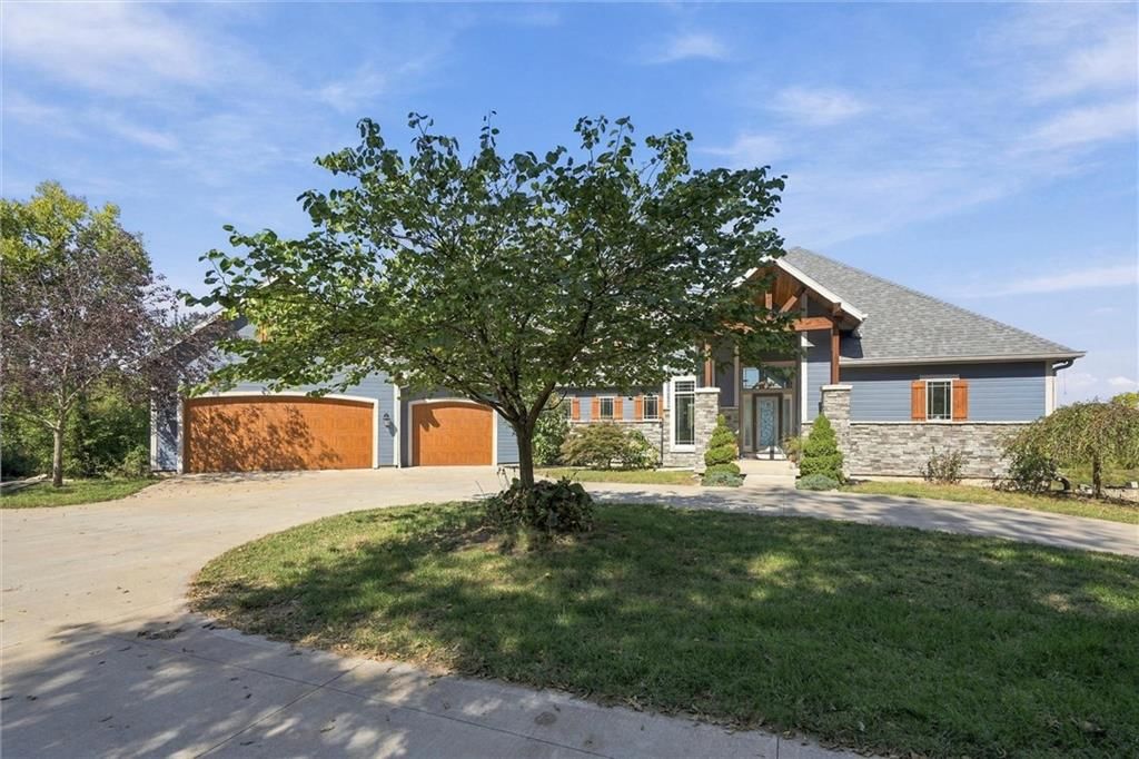 13012 E Lone Jack Lee's Summit Road, Lone Jack, MO: listing photo 3
