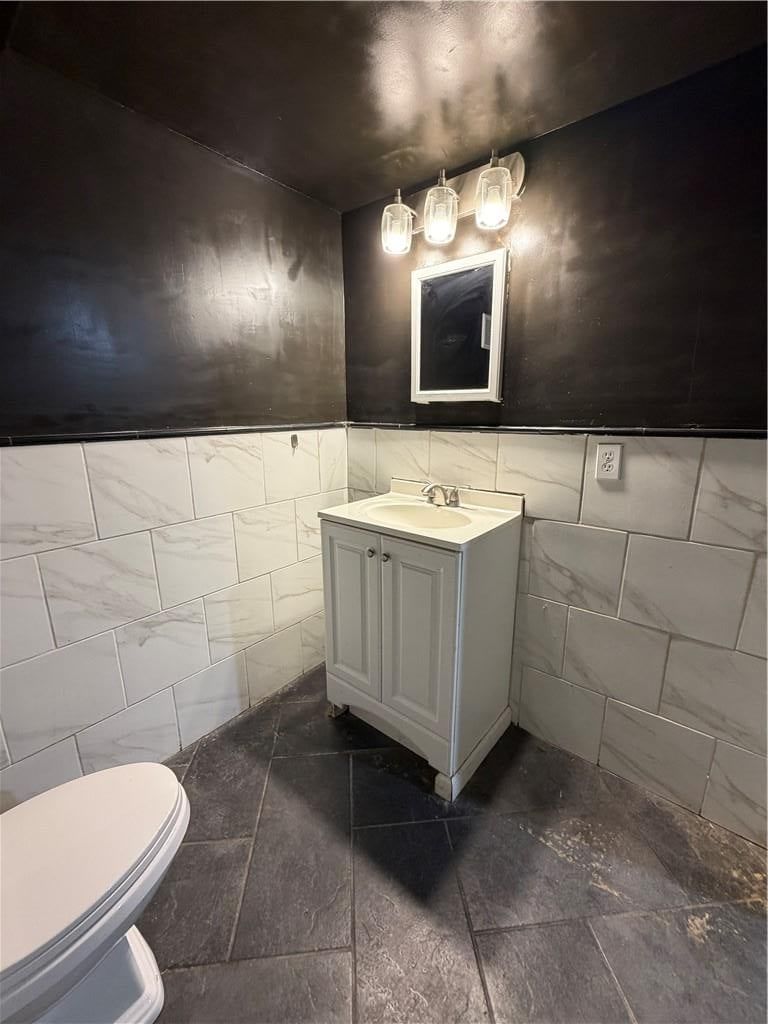 1143 E 65th Street — photo 18