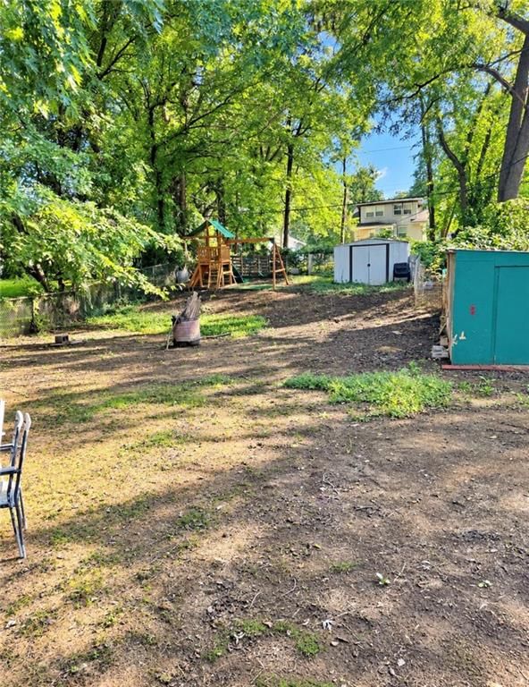 1143 E 65th Street — photo 31