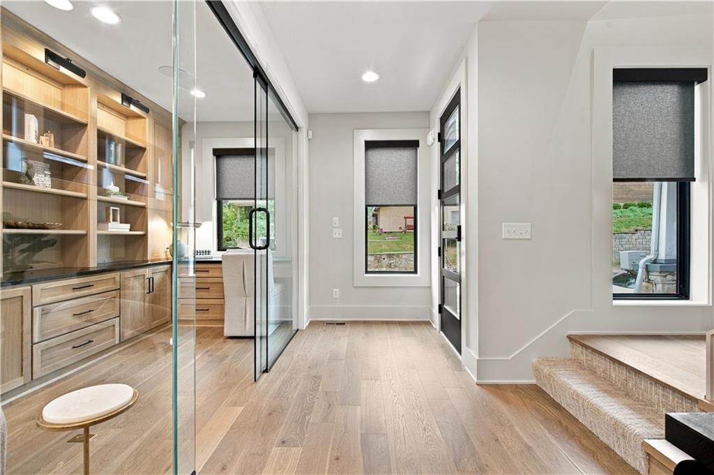 2135 Madison Avenue — photo 11