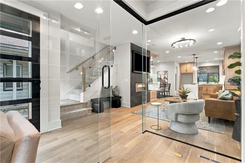 2135 Madison Avenue — photo 12