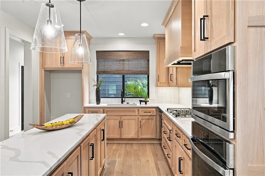 2135 Madison Avenue — photo 20