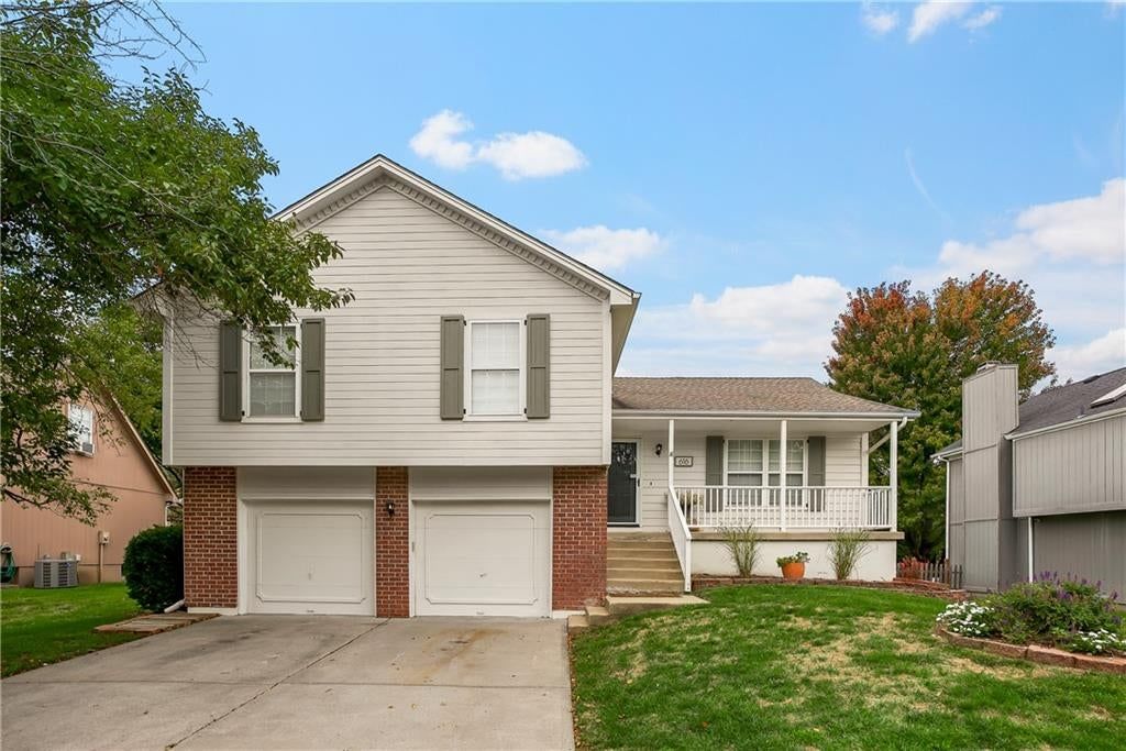616 SE Battery Drive, Lee's Summit, MO