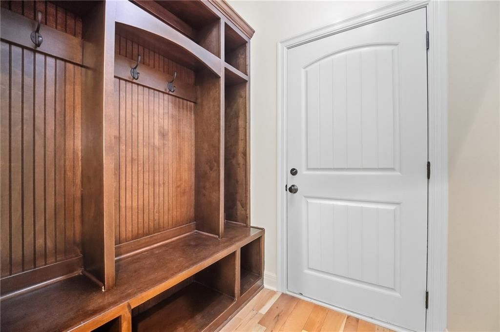 7808 N Chatham Avenue — photo 31