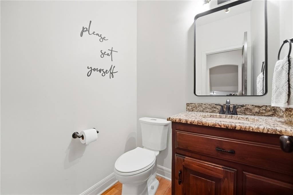 7808 N Chatham Avenue — photo 32